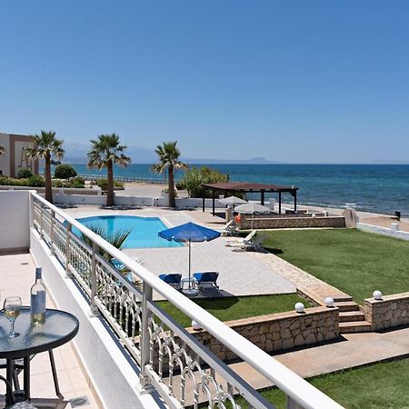 Azure Seaside Apts Magnisía Eksteriør billede