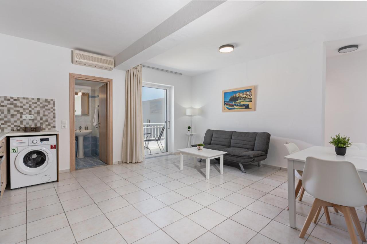 Azure Seaside Apts Magnisía Eksteriør billede