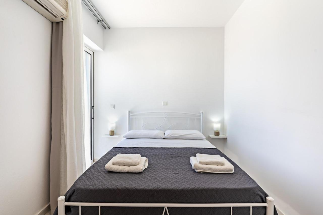 Azure Seaside Apts Magnisía Eksteriør billede
